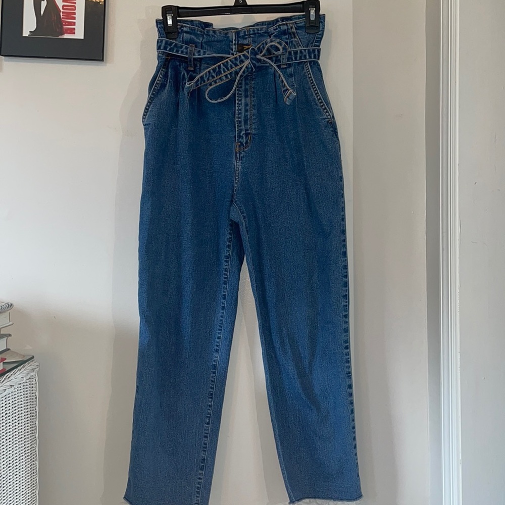 Abercrombie & Fitch Mom Jeans w/ Tie